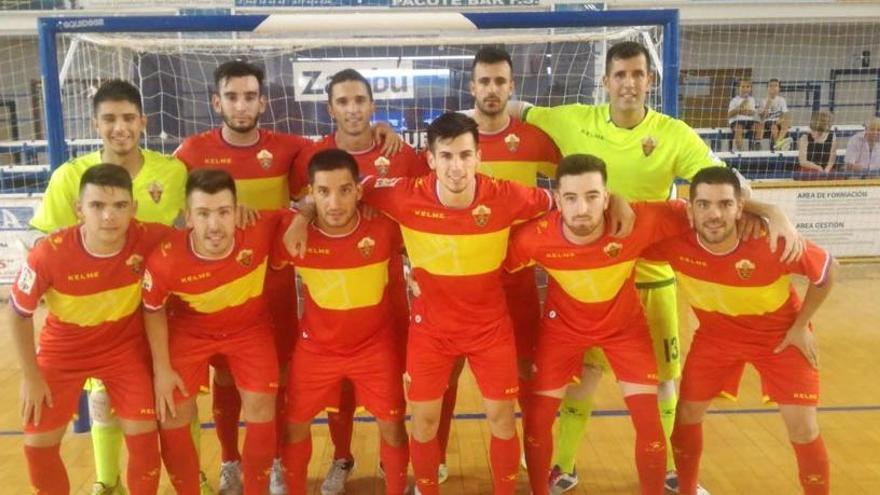 Los jugadores del Elche durante el triangular en Pinatar