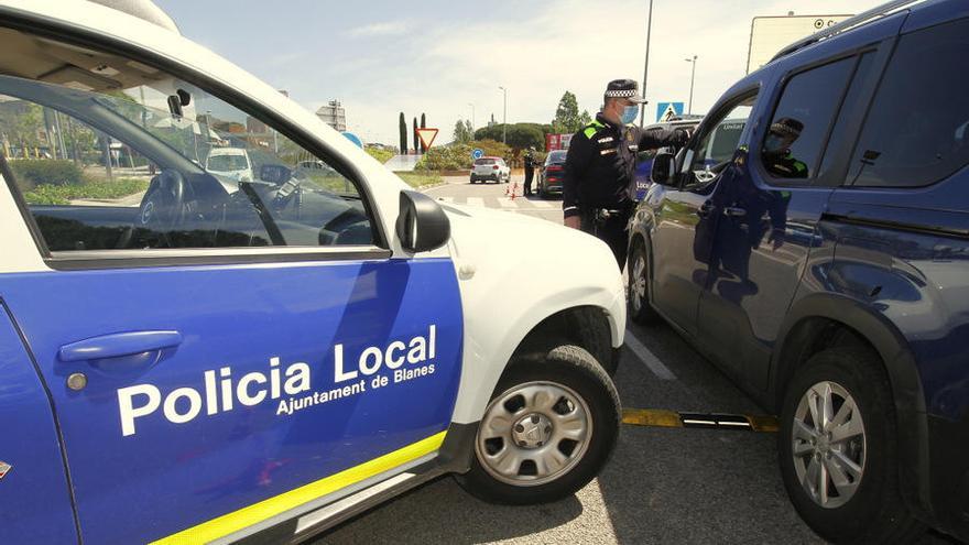 Un control de la Policia Local de Blanes, a la GI-682