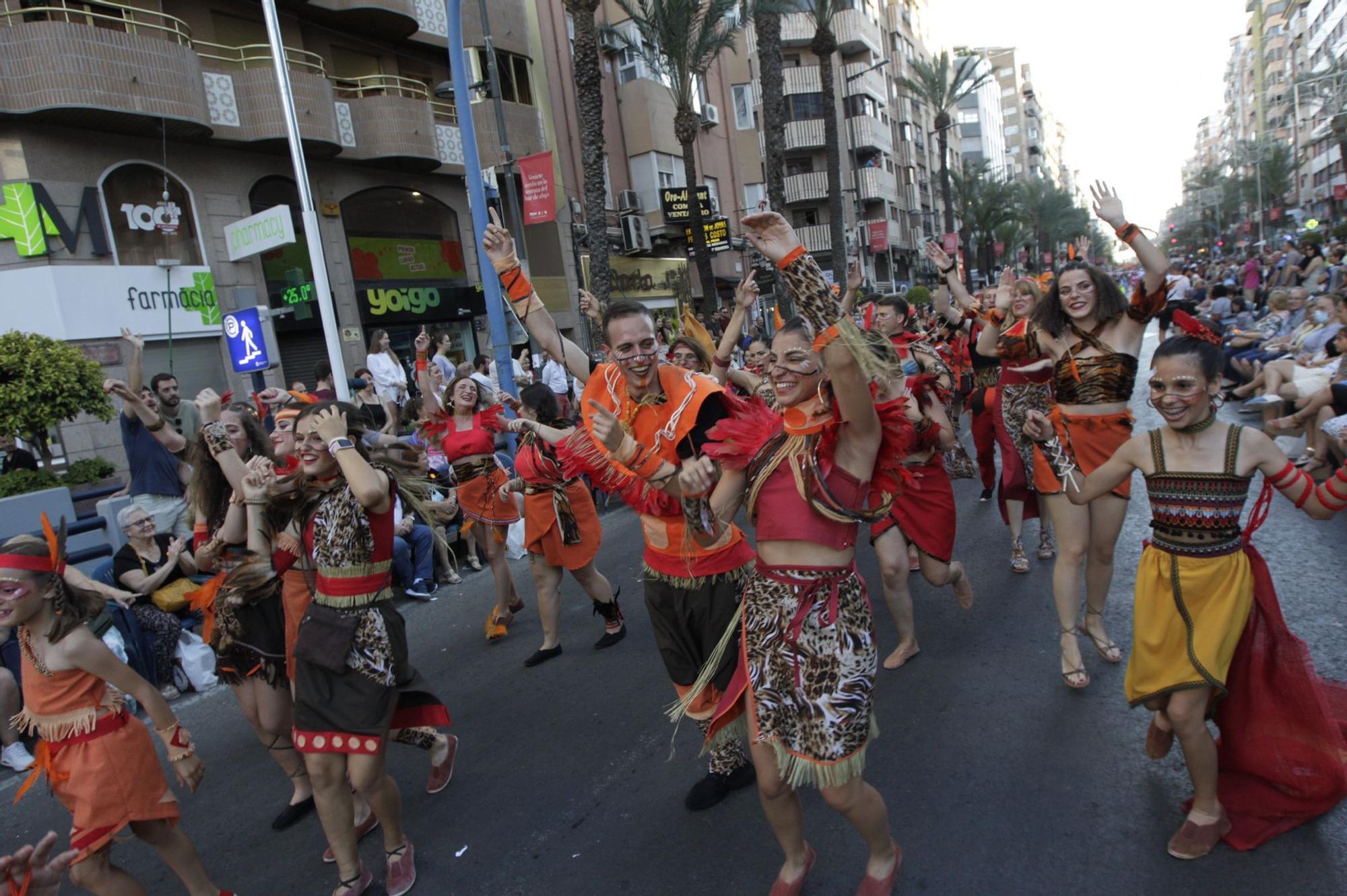 HOGUERAS 2022 | Desfile del Ninot con la Hoguera Sant Blai