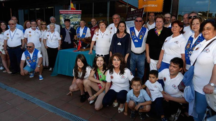 Miembros de la asociación Gastrónomos del Yumay, ayer.