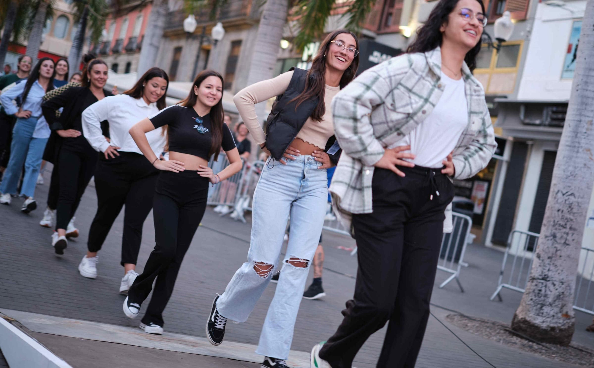 Ensayo de la gala de elección de la reina de las Fiestas de Mayo de Santa Cruz