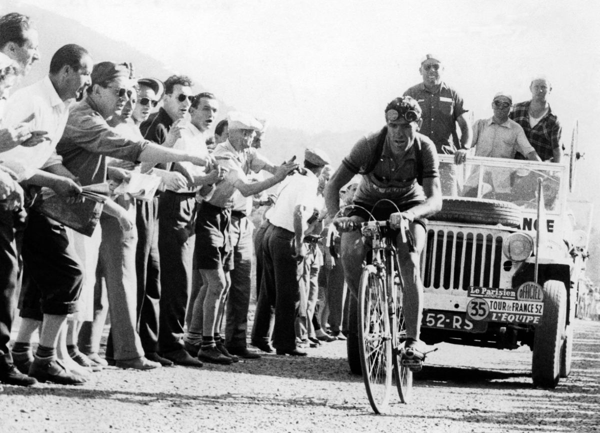 El 14 de julio de 1951 Bernardo Ruiz puso su nombre en el palmarés de la carrera al imponerse en la etapa con final en Brive la Gaillarde