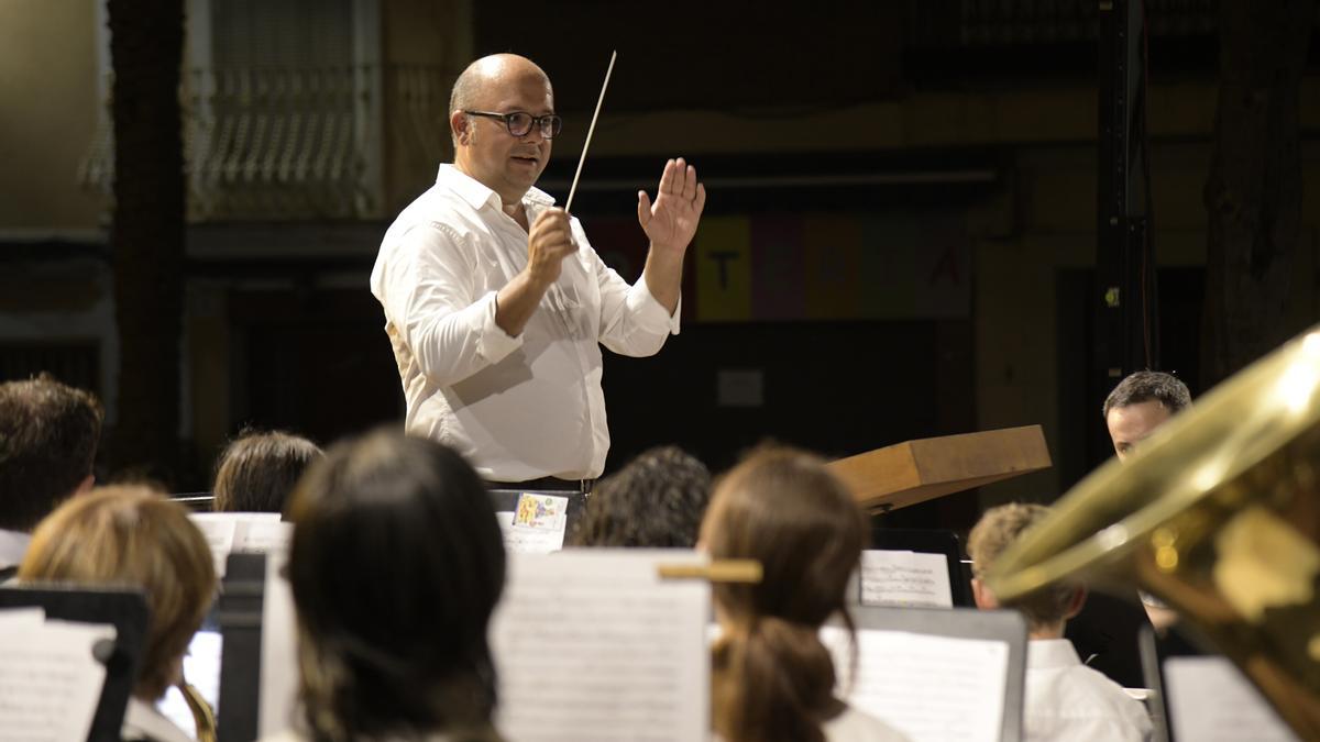 El director de la Orquesta Sinfónica de la Unión Musical de Paiporta, Josep Iborra.