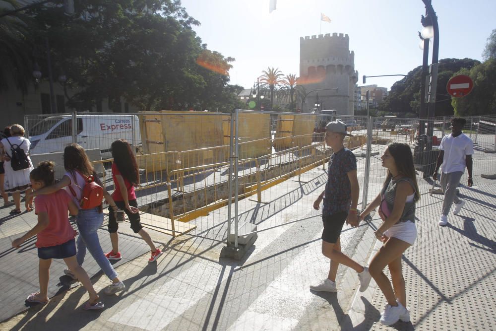 Atasco de tráfico en València por las obras en Blanquerías