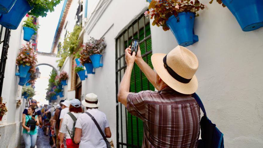 Restaurantes y bares llenos y hoteles al 85% de ocupación en el puente del Primero de Mayo en Córdoba