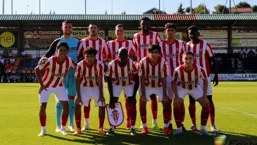 Formación inicial del Sporting Atlético en su visita de ayer al Portugalete. | RSG