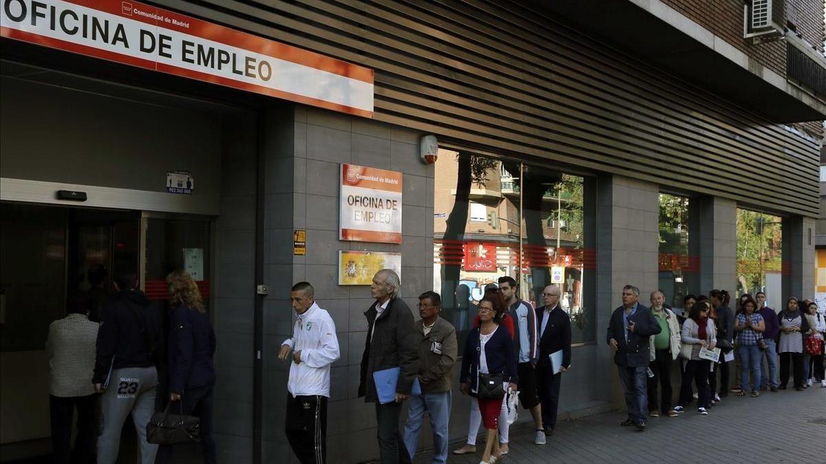 El paro en la UE se mantuvo en agosto al 6,8%