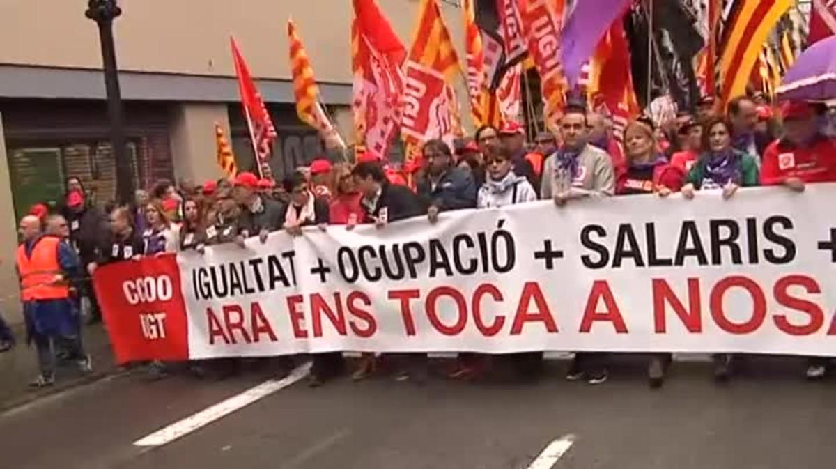 Los sindicatos se manifiestan en Barcelona el día del trabajador.
