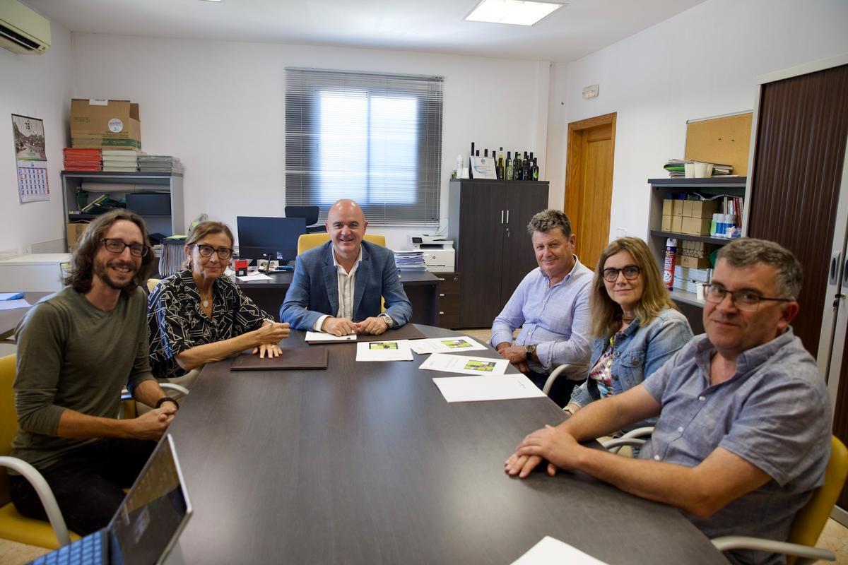 Firma del convenio Ucabal