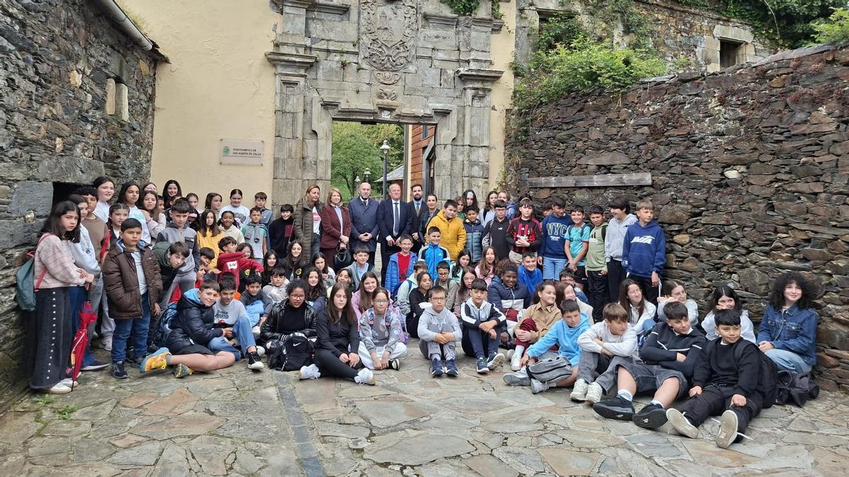 La Junta General viaja a San Martín de Oscos de la mano del Foro Comunicación y Escuela