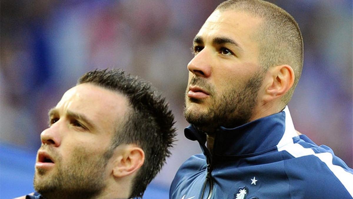 Valbuena y Benzema, en un partido de la selección francesa