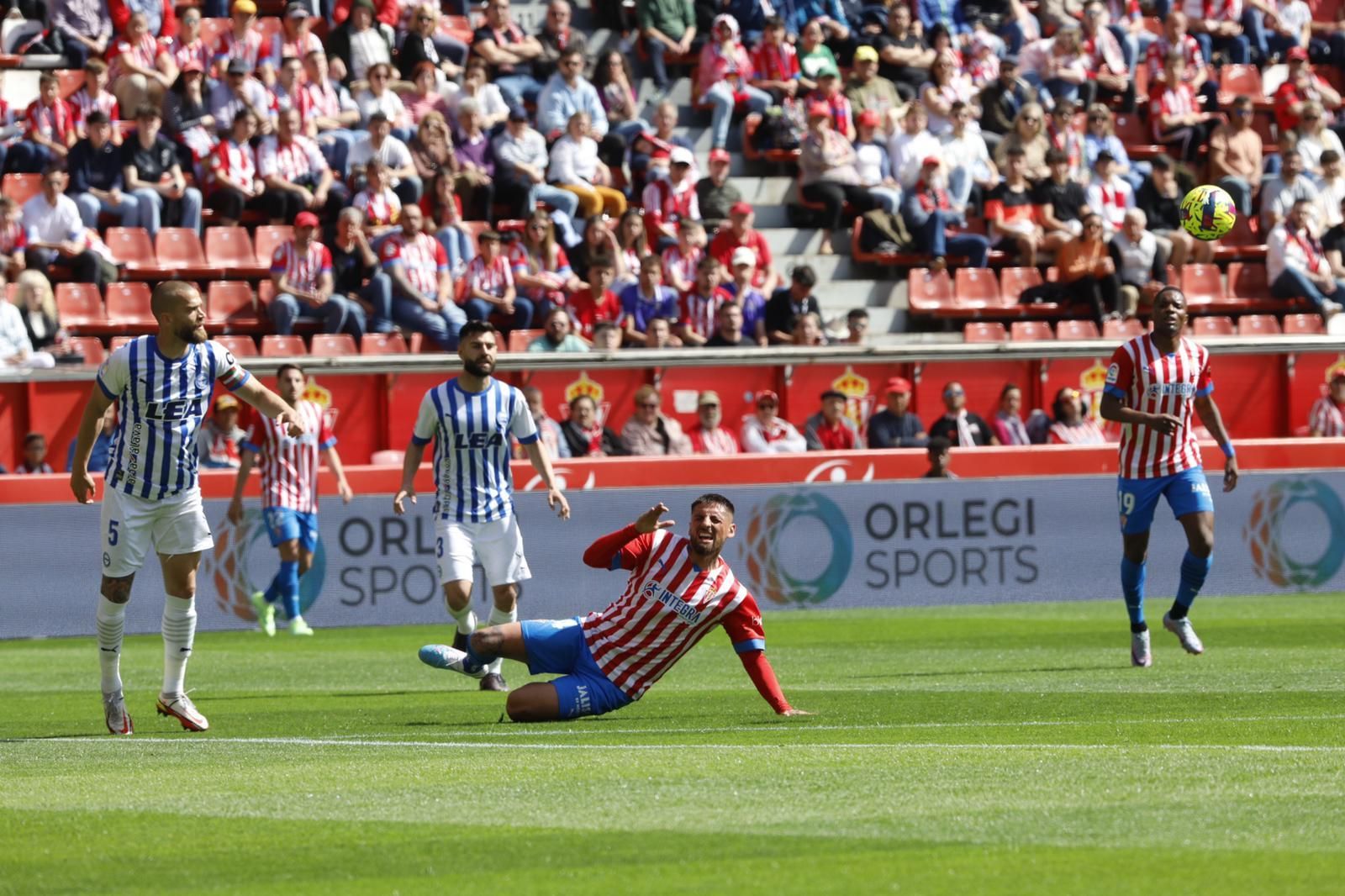 Así fue el encuentro entre el Sporting y el Alavés