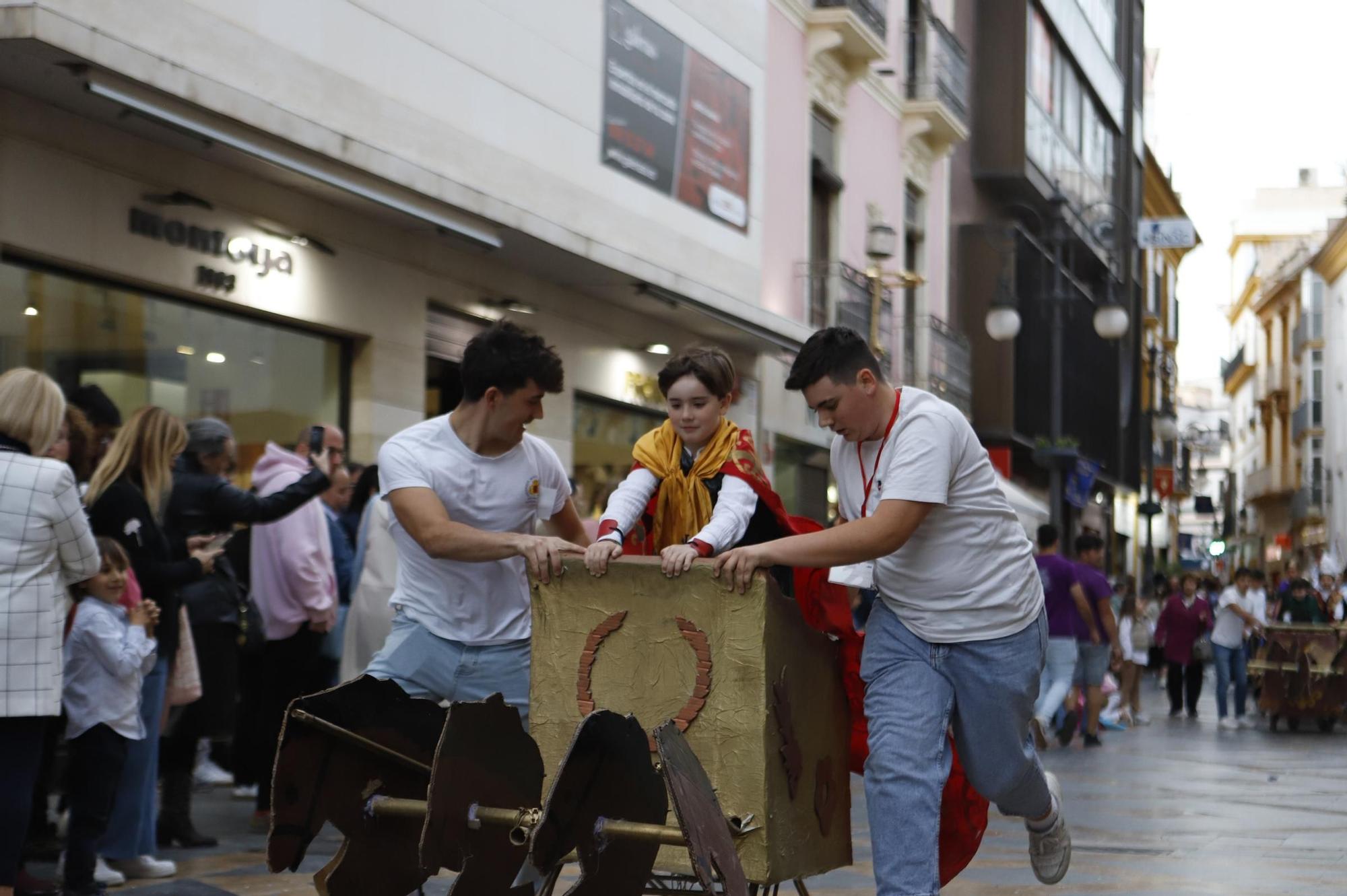 Las mejores imágenes de la Procesión de Papel 2024 de Lorca