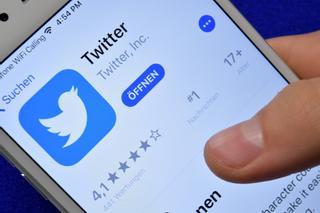 Twitter recula y devuelve la marca azul a algunas personalidades y empresas
