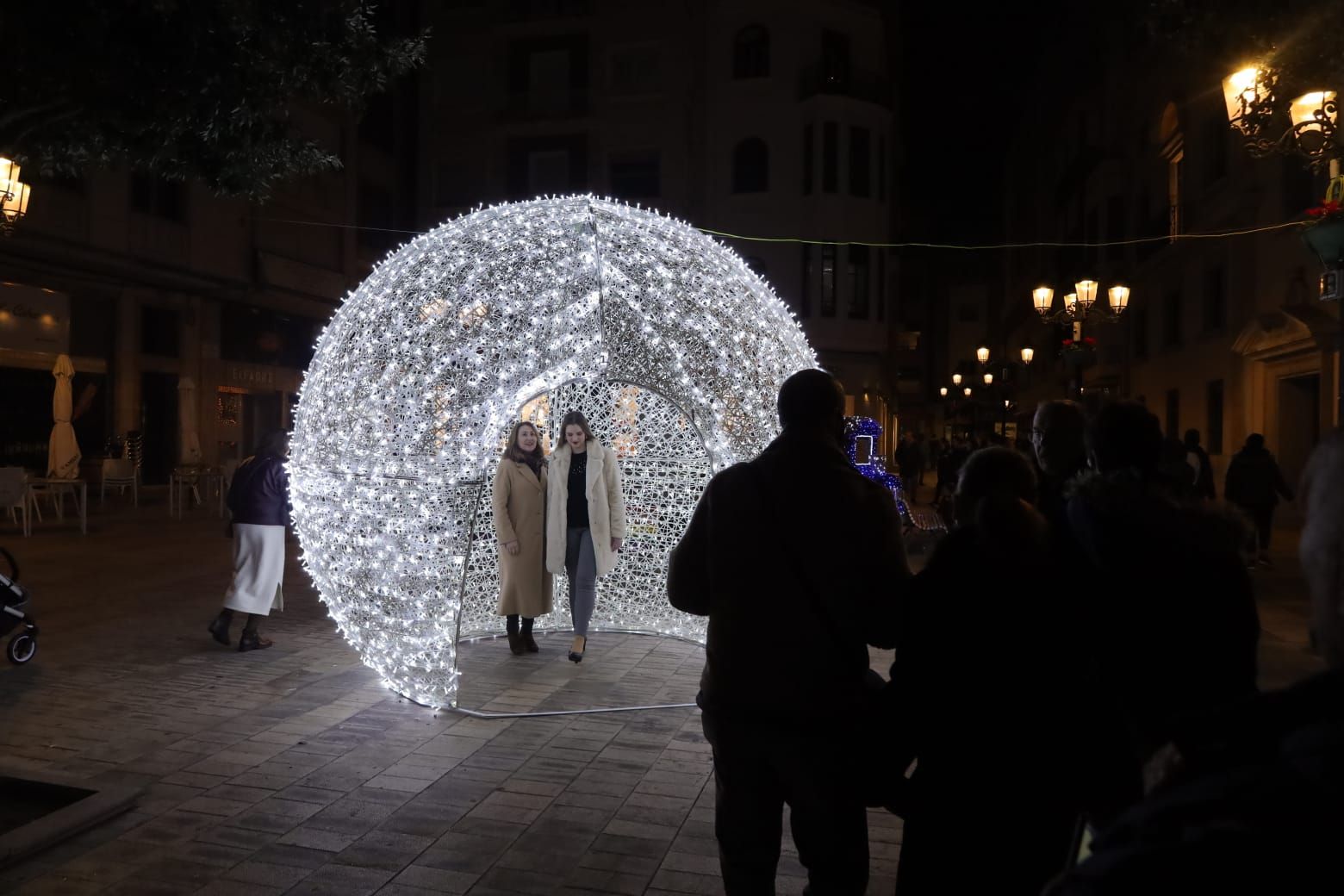 Luces para una Navidad mágica en Castelló