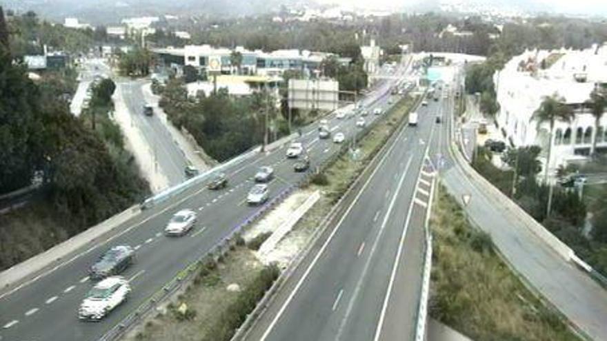 Cámara de Tráfico ubicada en el tramo de la A-7 por Puerto Banús.