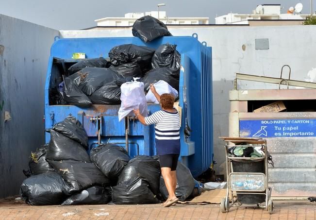 BASURA CASTILLO DEL ROMERAL