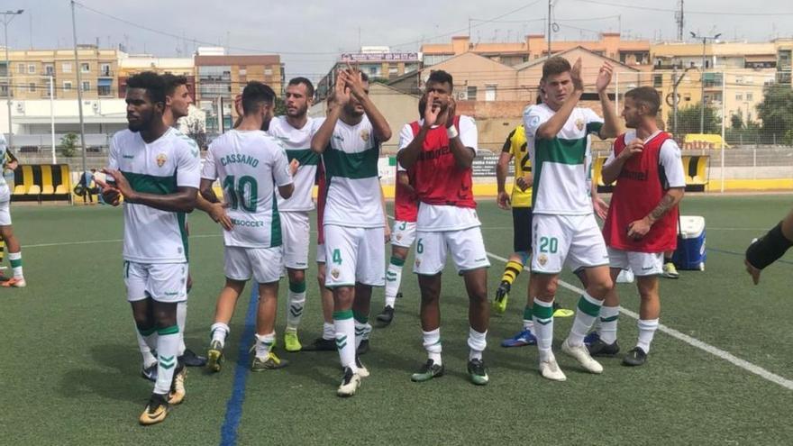 Celebración del Ilicitano en Paterna, ayer.