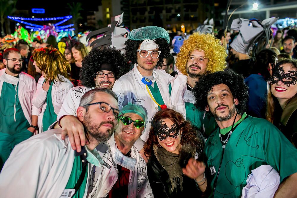 Búscate en las fotos del Carnaval en Benidorm