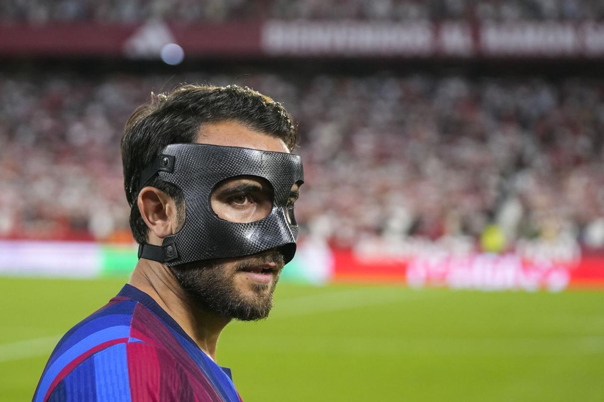 Eric Garcia torna a Barcelona lesionat