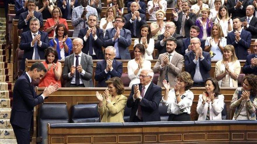 Sánchez elude referencias concretas a Cataluña en su discurso