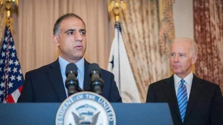 Puneet Talwar, nuevo embajador extraordinario de los Estados Unidos en Marruecos. En la imagen, con el presidente de Estados Unidos, Joe Biden.