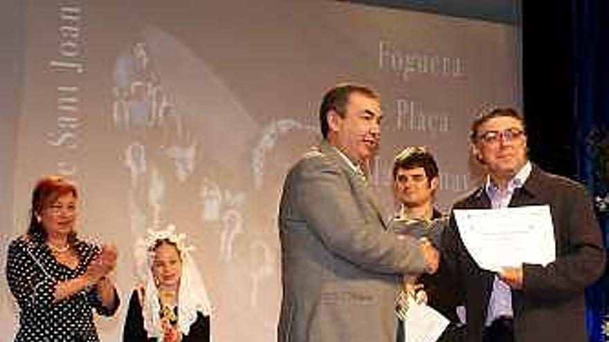 Entrega del premio de narrativa de la hoguera Maisonnave