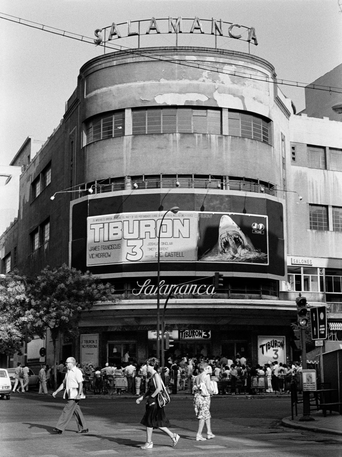 327R. El cine Salamanca, con ‘Tiburón 3’ en cartelera