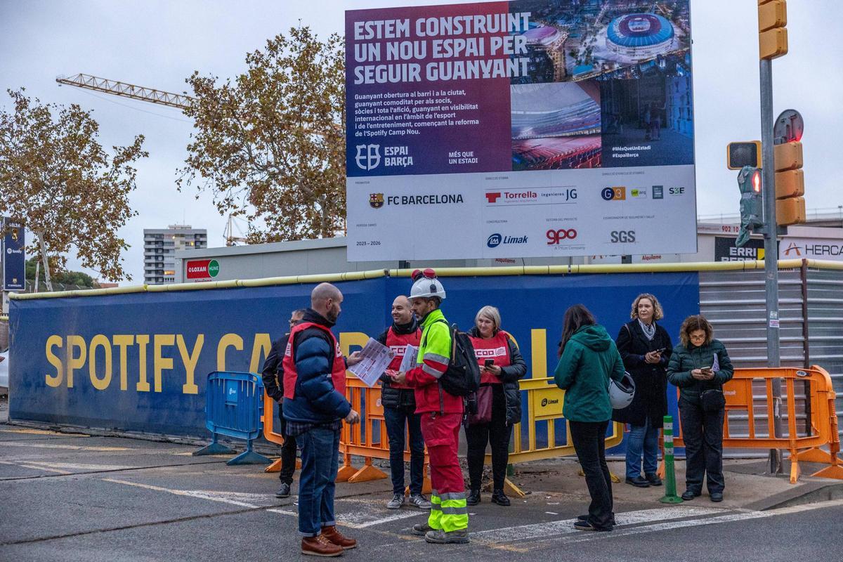 Los sindicatos van al Camp Nou a asesorar a los trabajadores de las obras