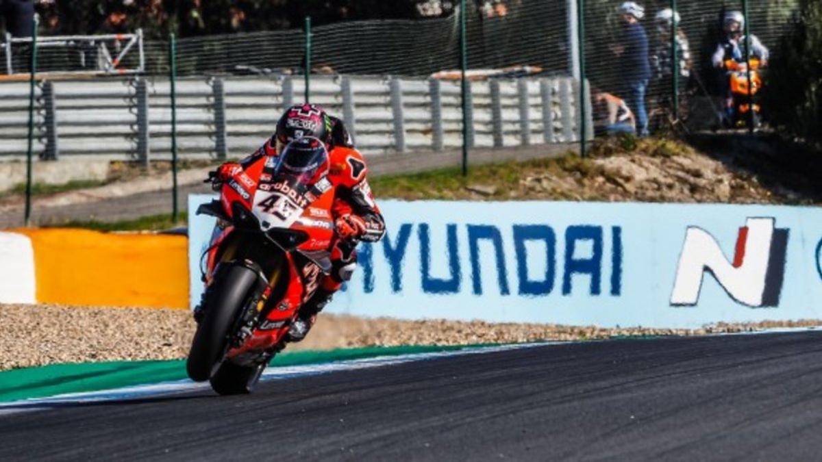 Scott Redding ha sido el más rápido de entrada en Estoril