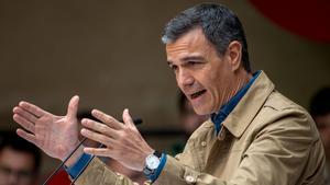 Sánchez li promet al món rural metge i escola a un màxim de mitja hora