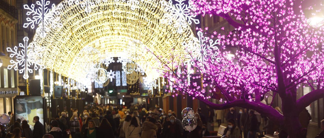 Oviedo prepara un evento multitudinario en Uría para dar la bienvenida a la  Navidad - La Nueva España