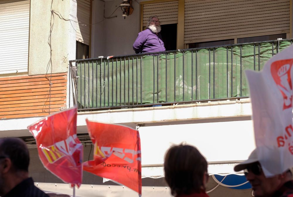 La manifestación del Primero de Mayo saca a la calle a 3.000 personas en Elche