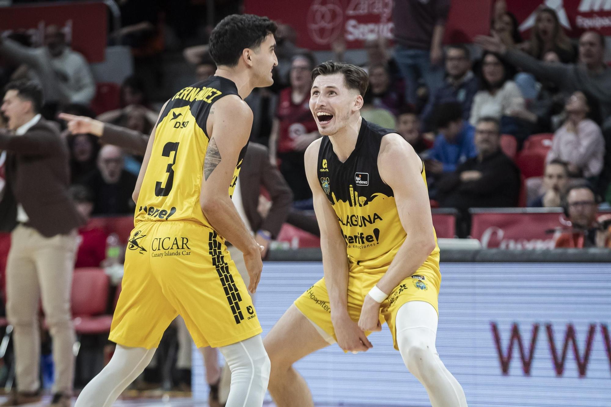 Zaragoza - La Laguna Tenerife