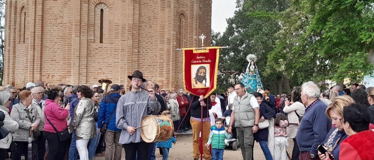 GALERÍA | Toro celebra la romería del Cristo de las Batallas y desafía a la lluvia