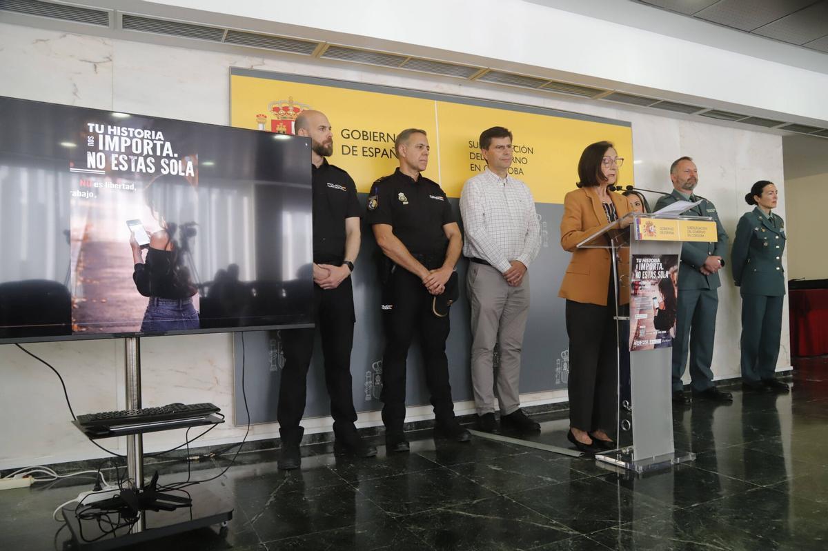 Autoridades en la presentación de la campaña.