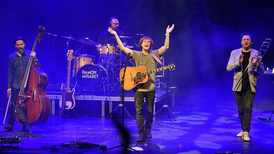 Ramon Mirabet en l&#039;actuació de divendres al Kursaal de Manresa