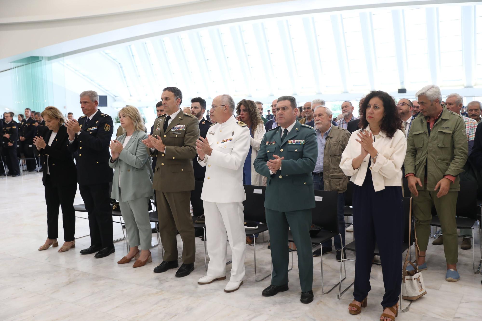 EN IMÁGENES: Homenaje a policías víctimas del terrorismo en Oviedo