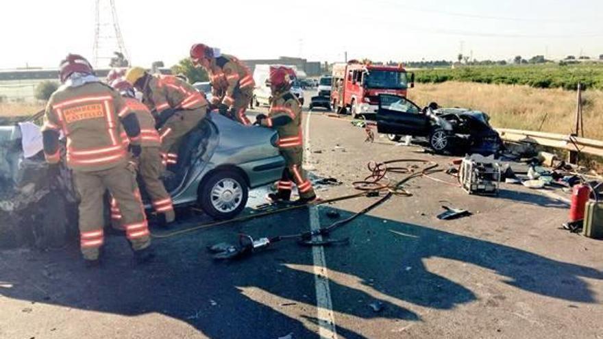 Un conductor ebrio provoca un accidente múltiple con una fallecida en Castelló