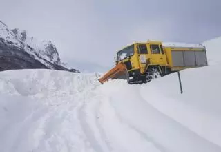 La ola de frío llega a Asturias: el temporal activa la alerta amarilla y mañana podría nevar a 400 metros