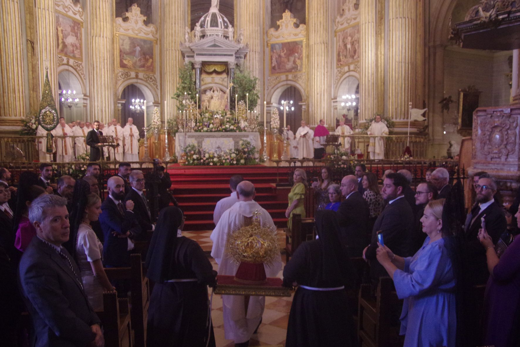 Coronación Canónica de la Divina Pastora en la Catedral de Málaga