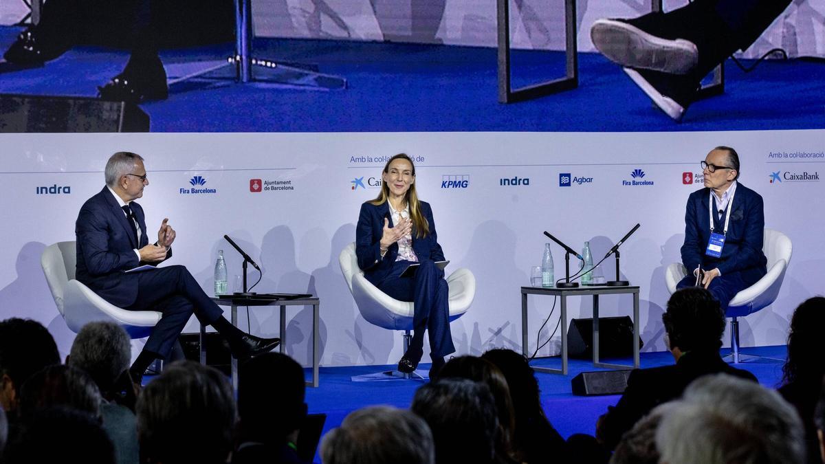 Marc Puig (Puig), Simone Bagel-Trah (Henkel) y Ermenegildo Zegna (Zegna), en una mesa redonda sobre la empresa familiar en la Reunión Anual 2024 del Cercle d'Economia