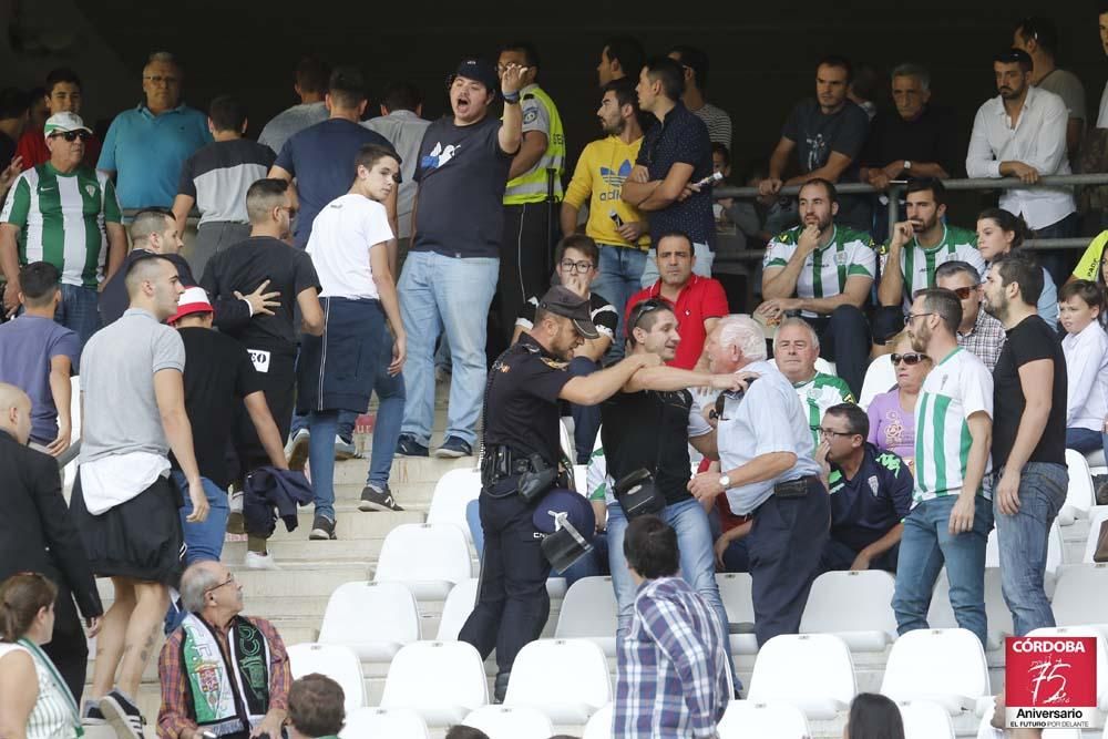 El Córdoba pierde en los últimos minutos ente el Sevilla Alético.