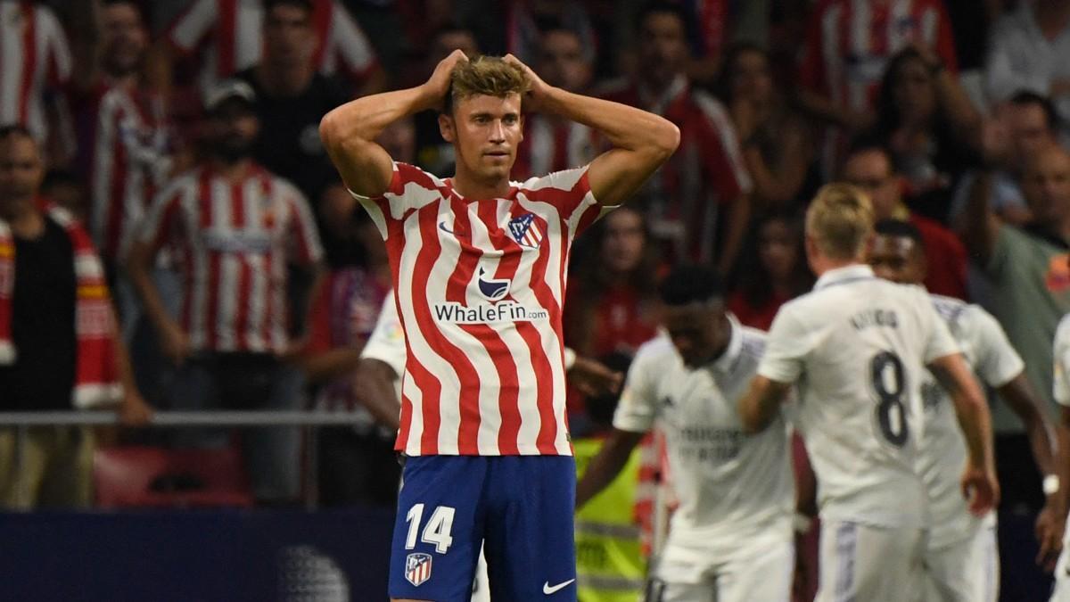 Marcos Llorente se lamenta tras el gol del Real Madrid