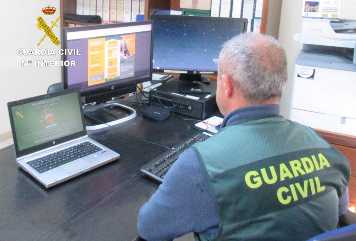 La investigación la lleva a cabo la Guardia Civil de Sanxenxo en colaboración con la de Almusafes.
