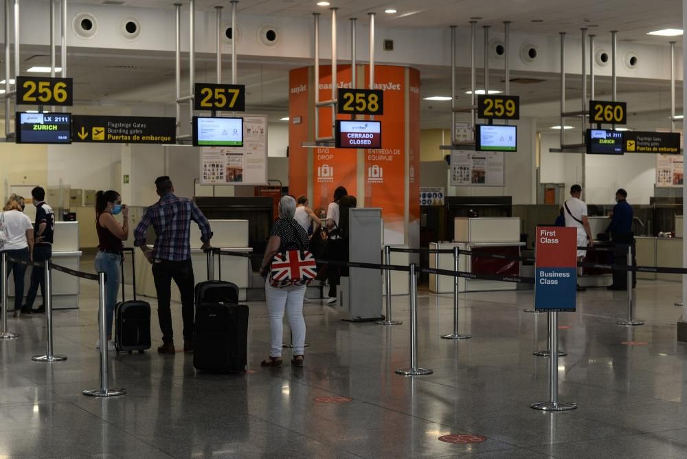 Vuelve la actividad al aeropuerto de Málaga