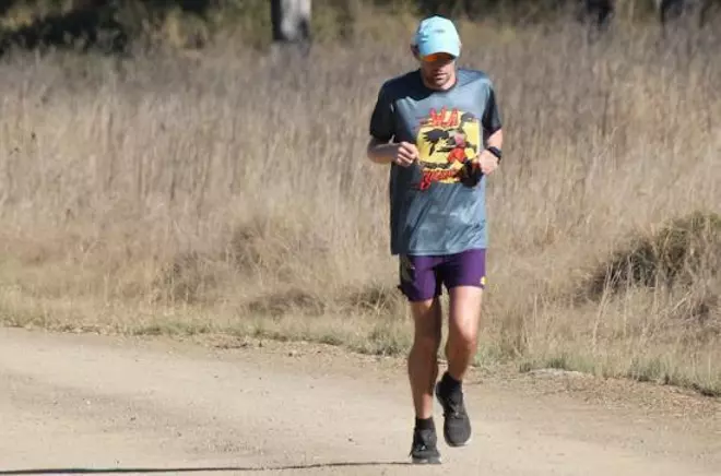 ¡Cinco días corriendo sin parar casi 800 kilómetros! el récord más extremo del mundo lo firma Phil Gore