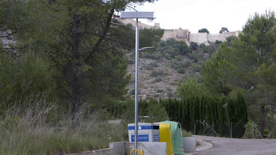 Xàtiva instala siete farolas solares en Bixquert