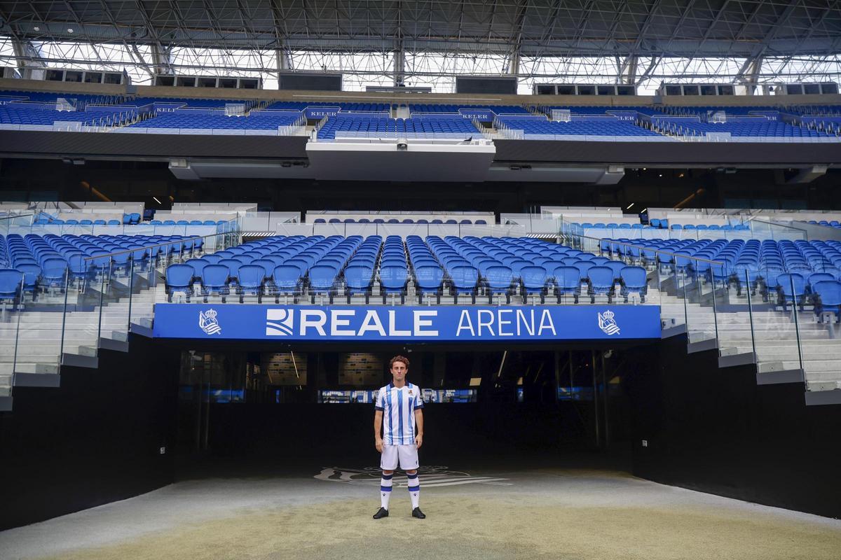 Odriozola vuelve a la Real Sociedad con la ambición de "hacer historia"