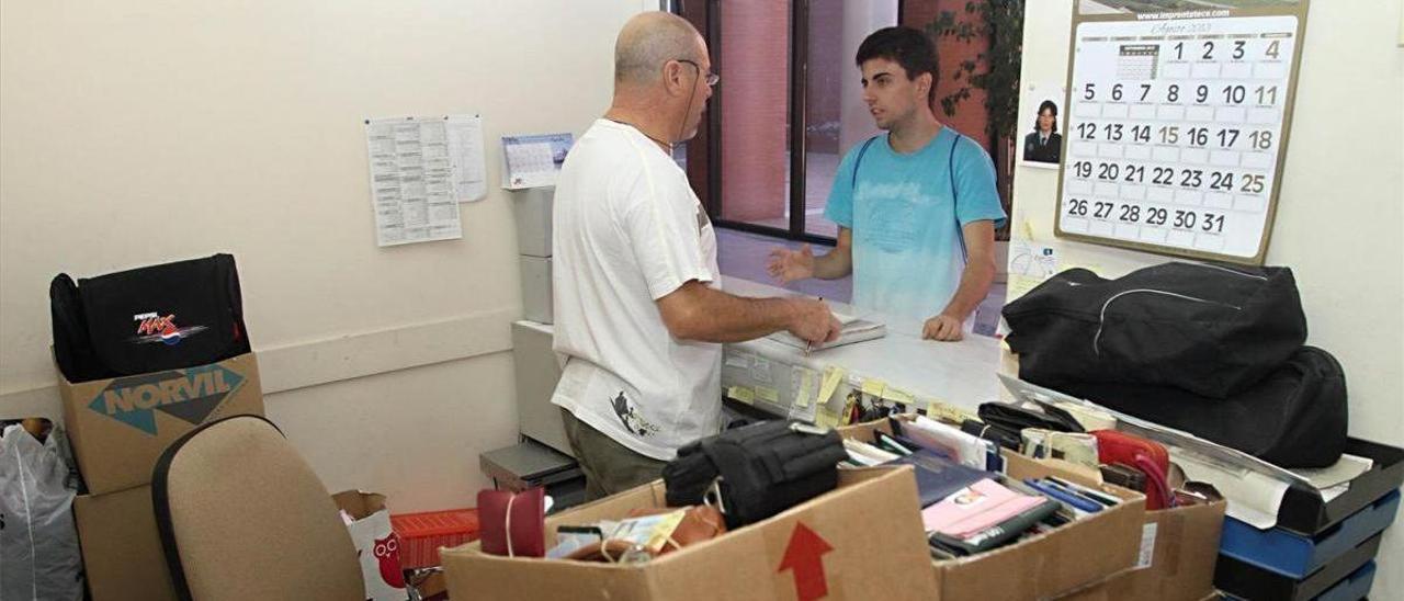 Imagen de archivo de la oficina de objetos perdidos de la Policía Local de Córdoba.